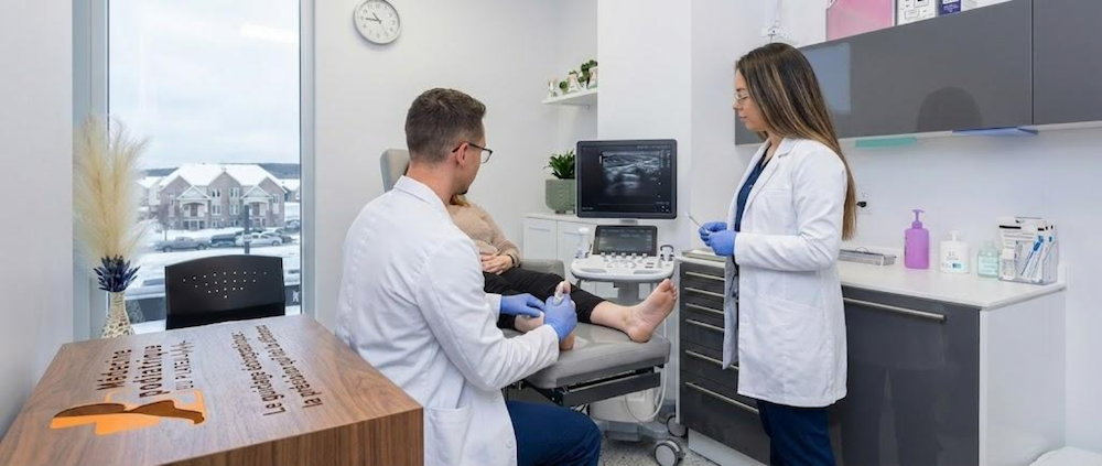 Injection acide hyaluronique guidée par échographie — podiatres Médecine podiatrique du Plateau Gatineau